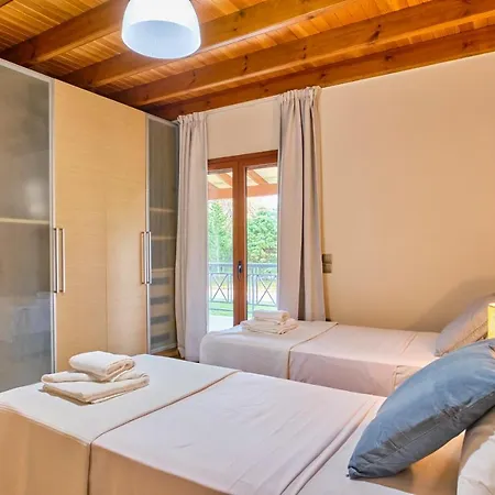 Utopia Beachside Corfu Σπίτι διακοπών